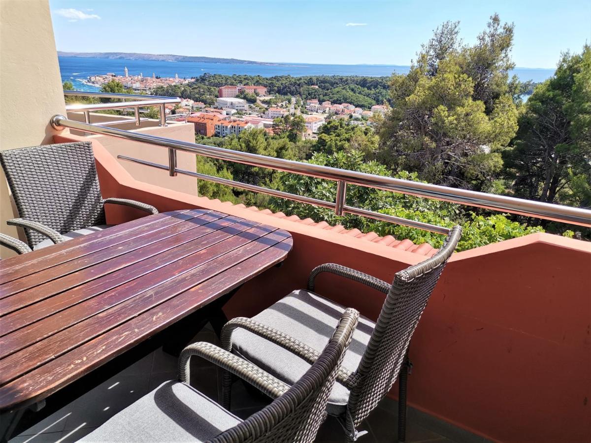Apartments Lumar Palit Εξωτερικό φωτογραφία